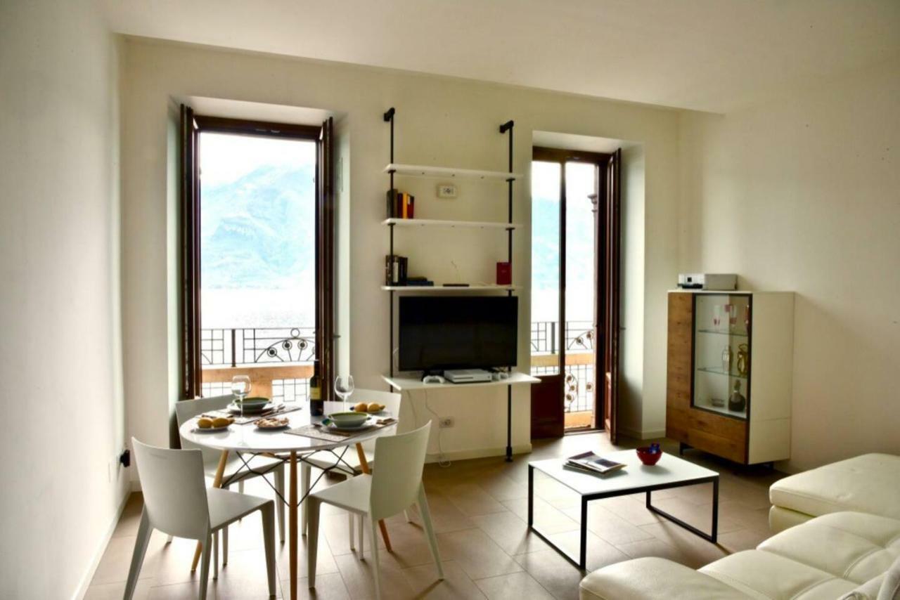 Stylish Lakefront House Lovere Εξωτερικό φωτογραφία